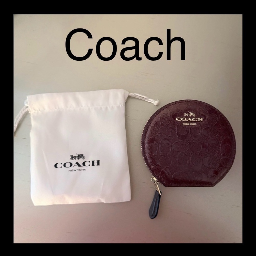 Coach Round Signature Coin Pouch - Burgundy with Gold Logo